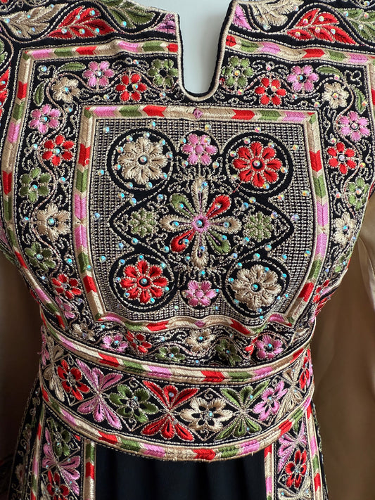 Black and Gold Satin Malaaka Thobe